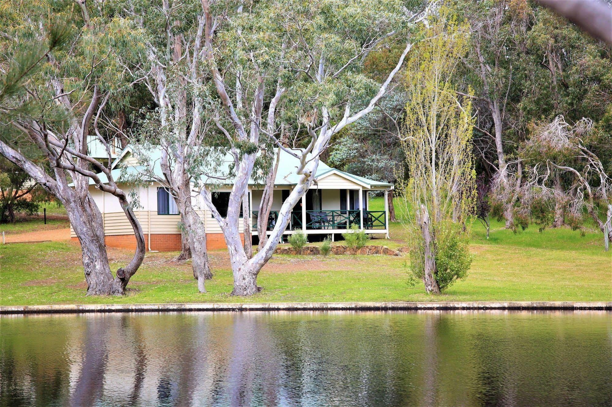 מרגרט ריבר Bushy Lake Chalets מראה חיצוני תמונה