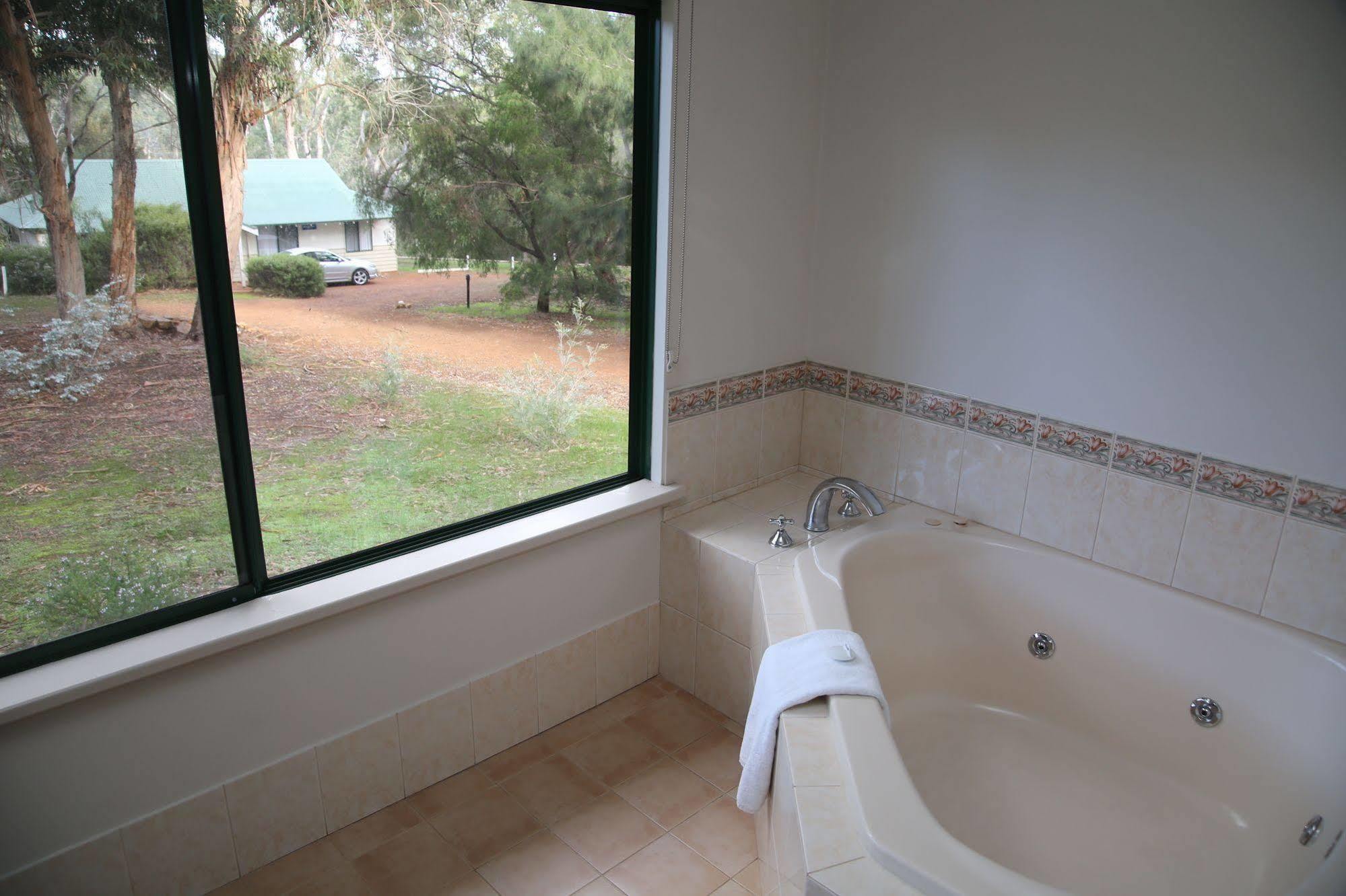 מרגרט ריבר Bushy Lake Chalets מראה חיצוני תמונה